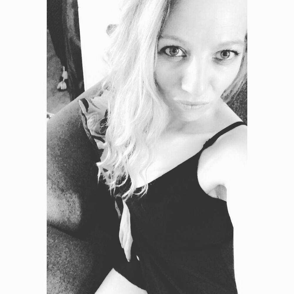 Meet your Posher, Tinarose